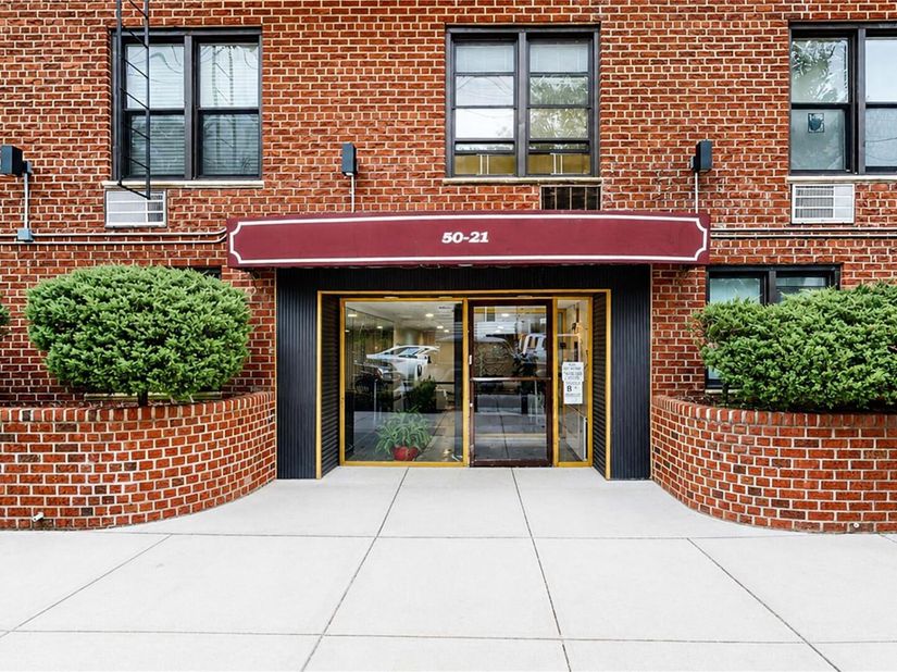 50-21 39th Place 1A, Sunnyside NY 11104