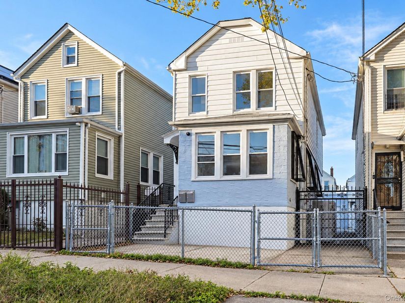 2229 Seward Avenue, Bronx NY 10473
