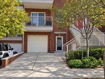 317 Weatherly Place