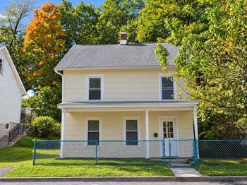39 Hall Avenue