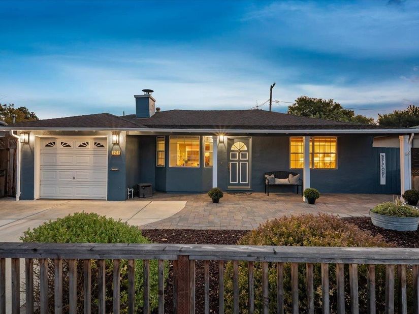 3992 Pasadena Drive, San Mateo CA 94403