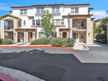 2757 Ferrara Circle