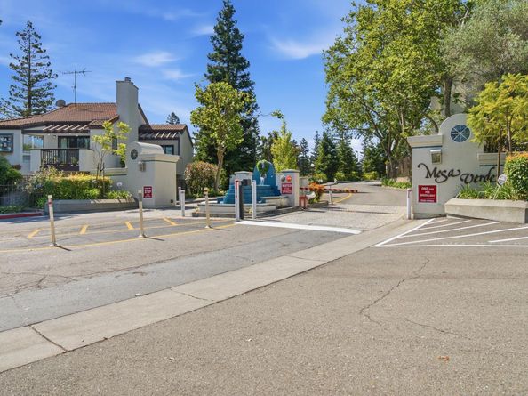 21062 Gary Drive 102, Hayward CA 94546
