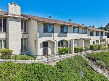16 Greenview Lane