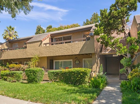 303 Tradewinds Drive 10, San Jose CA 95123