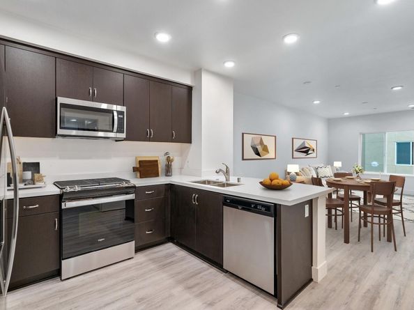 1853 Almaden Road 414, San Jose CA 95125