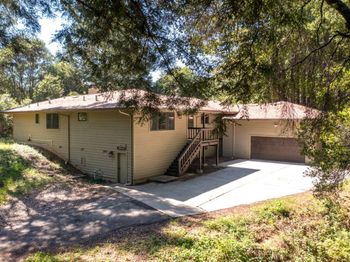 300 Winona Way