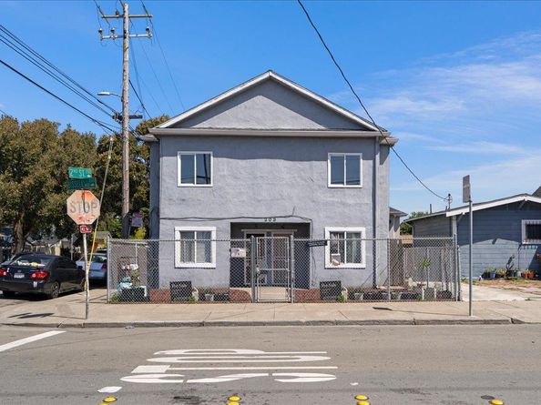 203 Bissell Avenue, Richmond CA 94801