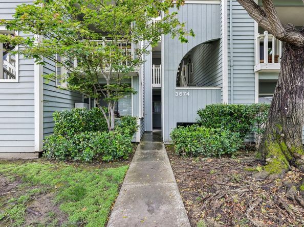 3674 Oakwood Terrace 203, Fremont CA 94536