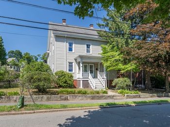 28 Forest St