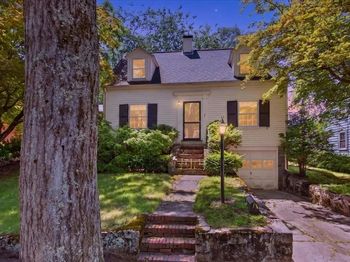 25 Leland Rd