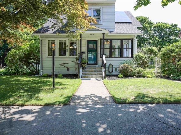 20 Vassar St, Worcester MA 01602