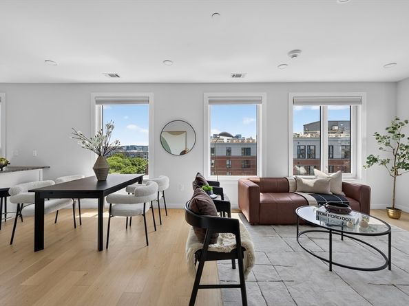 2-10 Maverick Sq PH605, Boston MA 02128