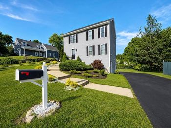 24 Beach St