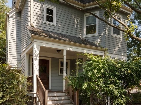 4 Hurlbut Street, Cambridge MA 02138
