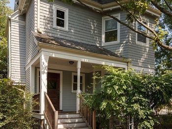 4 Hurlbut Street
