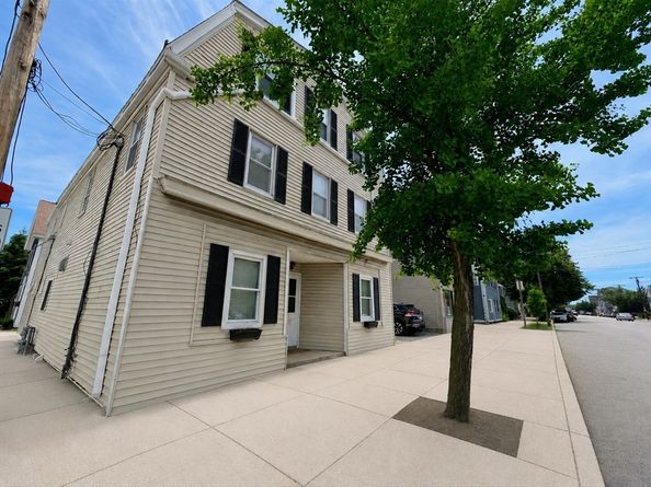 134 Boston St 1B, Salem MA 01970
