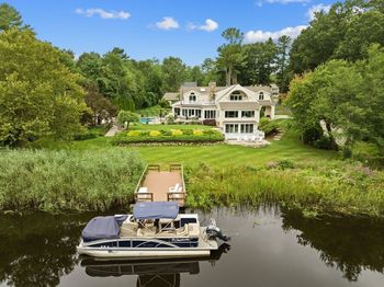112 River Rd