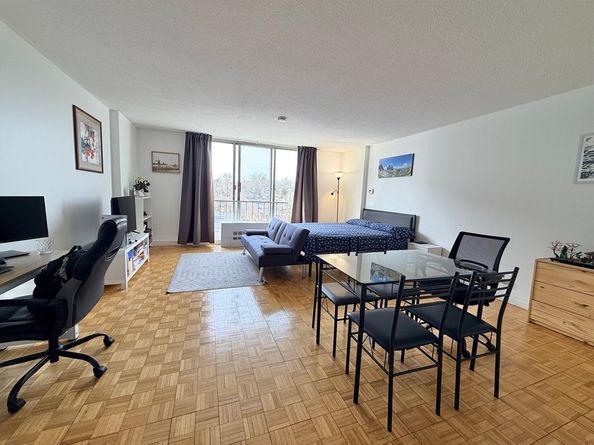 44 Washington St 712, Brookline MA 02445