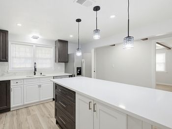 26 Debbie Rd