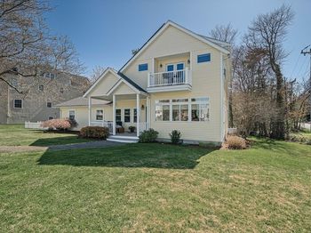 53 Shore Dr