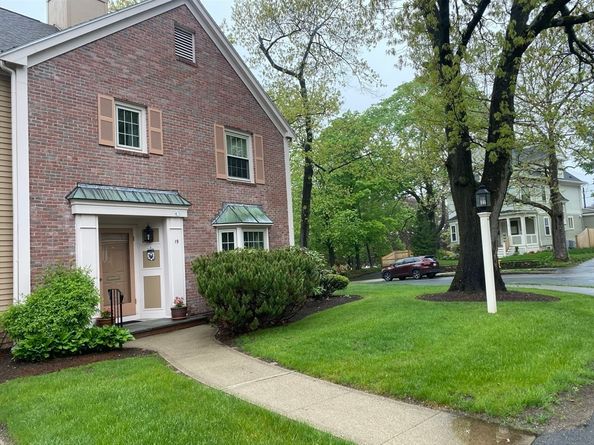 19 Oakland Avenue, Needham MA 02492