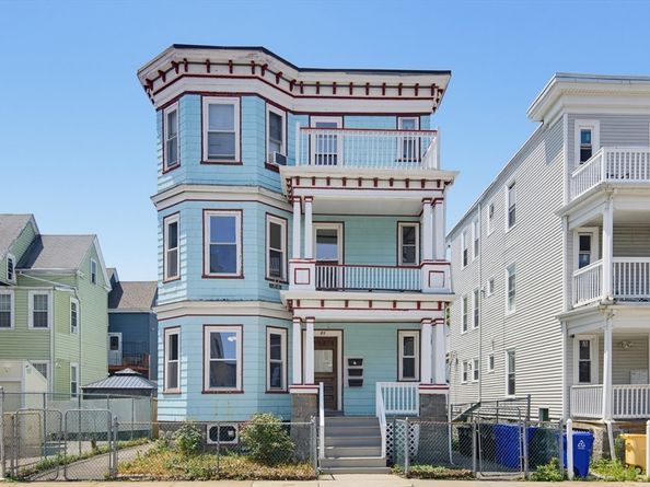 23 Santuit St, Boston MA 02124