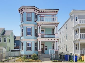 23 Santuit St