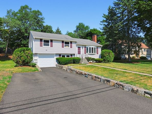 19 Weir Rd, Waltham MA 02451