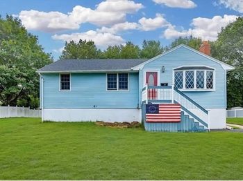 18 Dana Rd