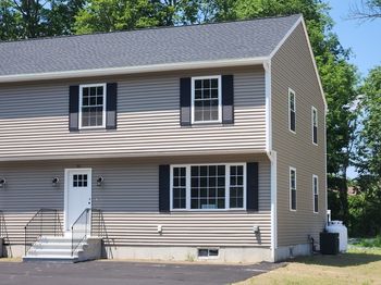 7 Stephanie Dr