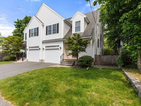 45 Crescent Rd 45, Needham MA 02494