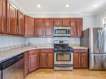 693 East 7th Street