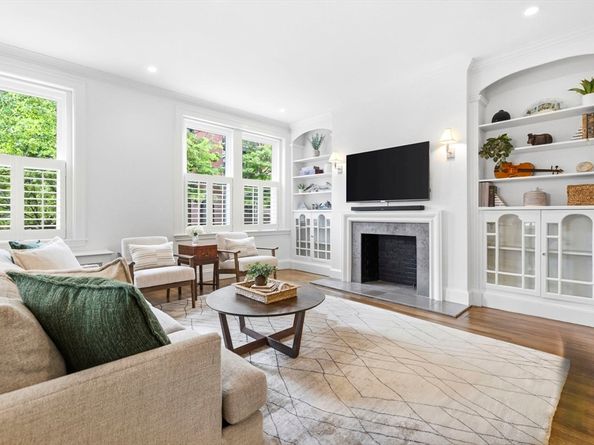 123 Saint Paul St 1, Brookline MA 02446