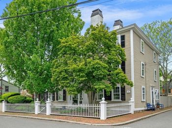 2 Andover St