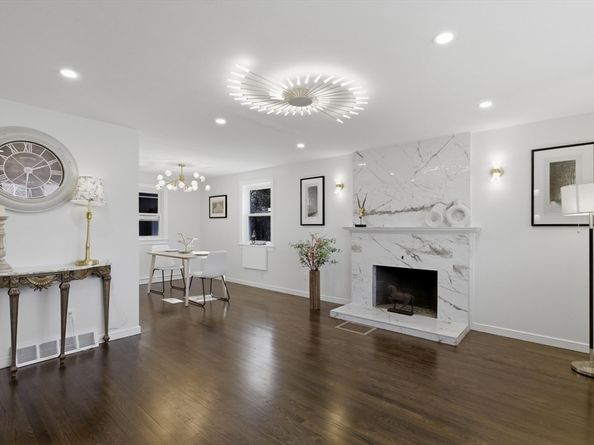 607 Turnpike St, Stoughton MA 02072