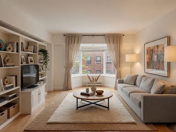 10 Bowdoin St 304, Boston MA 02114