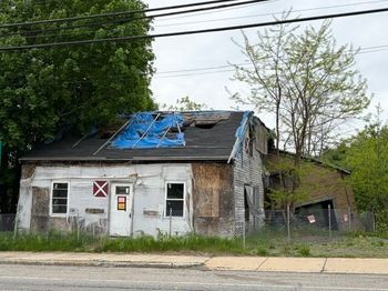 68 E Broadway