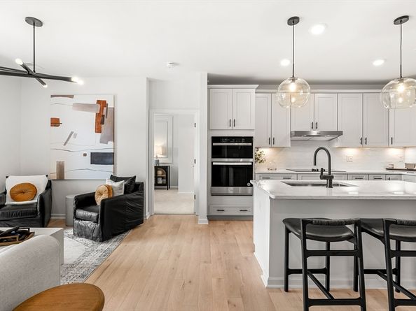 5 Peters Farm Way 311, Westborough MA 01581