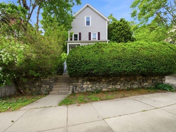 722 Highland Ave, Malden MA 02148