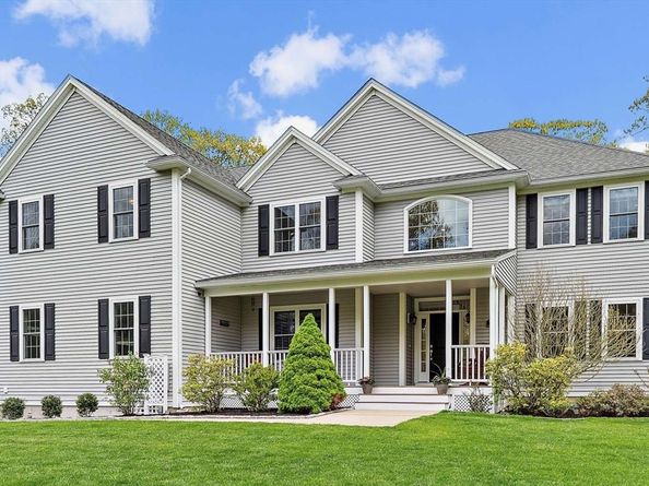 3 Notch Dr, Westford MA 01886