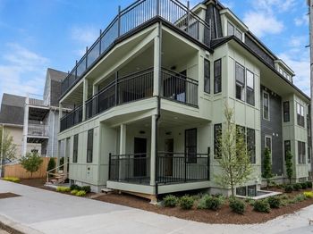 12-B Corinthian Rd