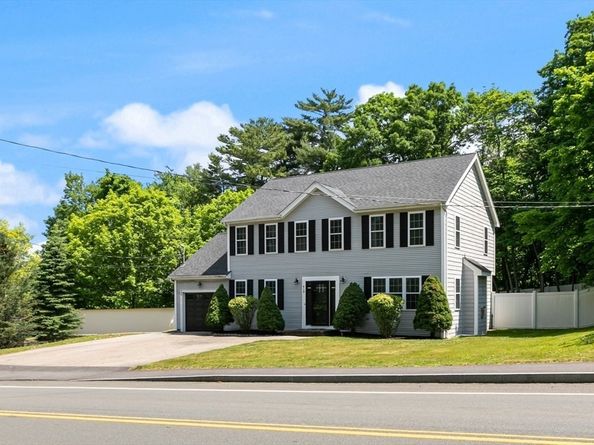 418 Beech St, Rockland MA 02370