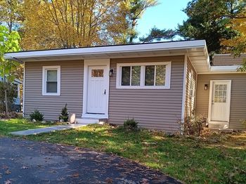 73 Laurie Ave