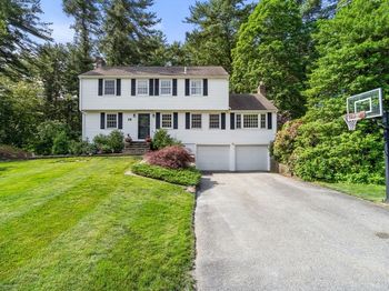 18 Hearthstone Cir