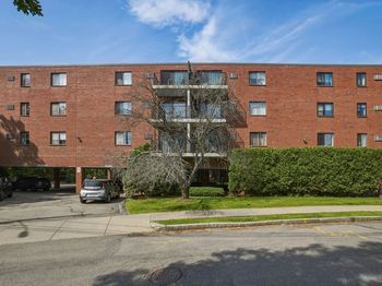 209 Riverview Ave