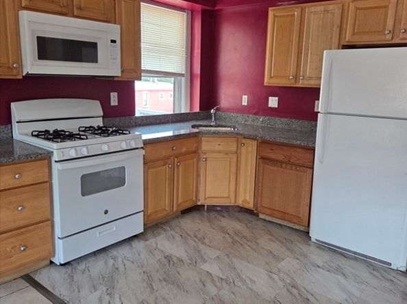 42 Joyce Street H, Lynn MA 01902