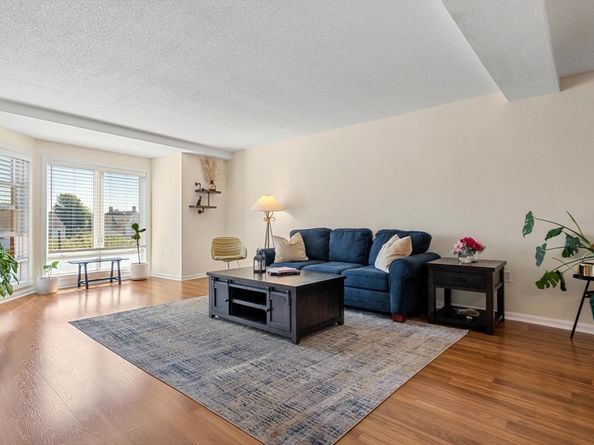 314 Riverside Ave 305, Medford MA 02155