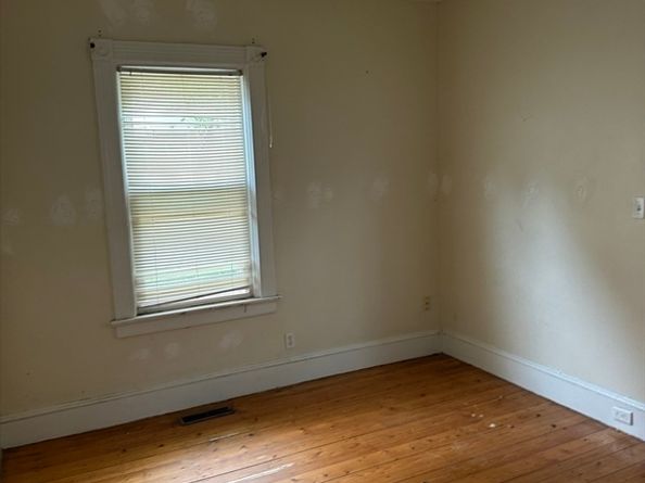 16 Preston Street, Millville MA 01529