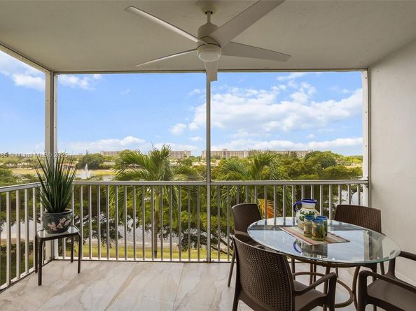 3150 N Course Ln 402, Pompano Beach FL 33069